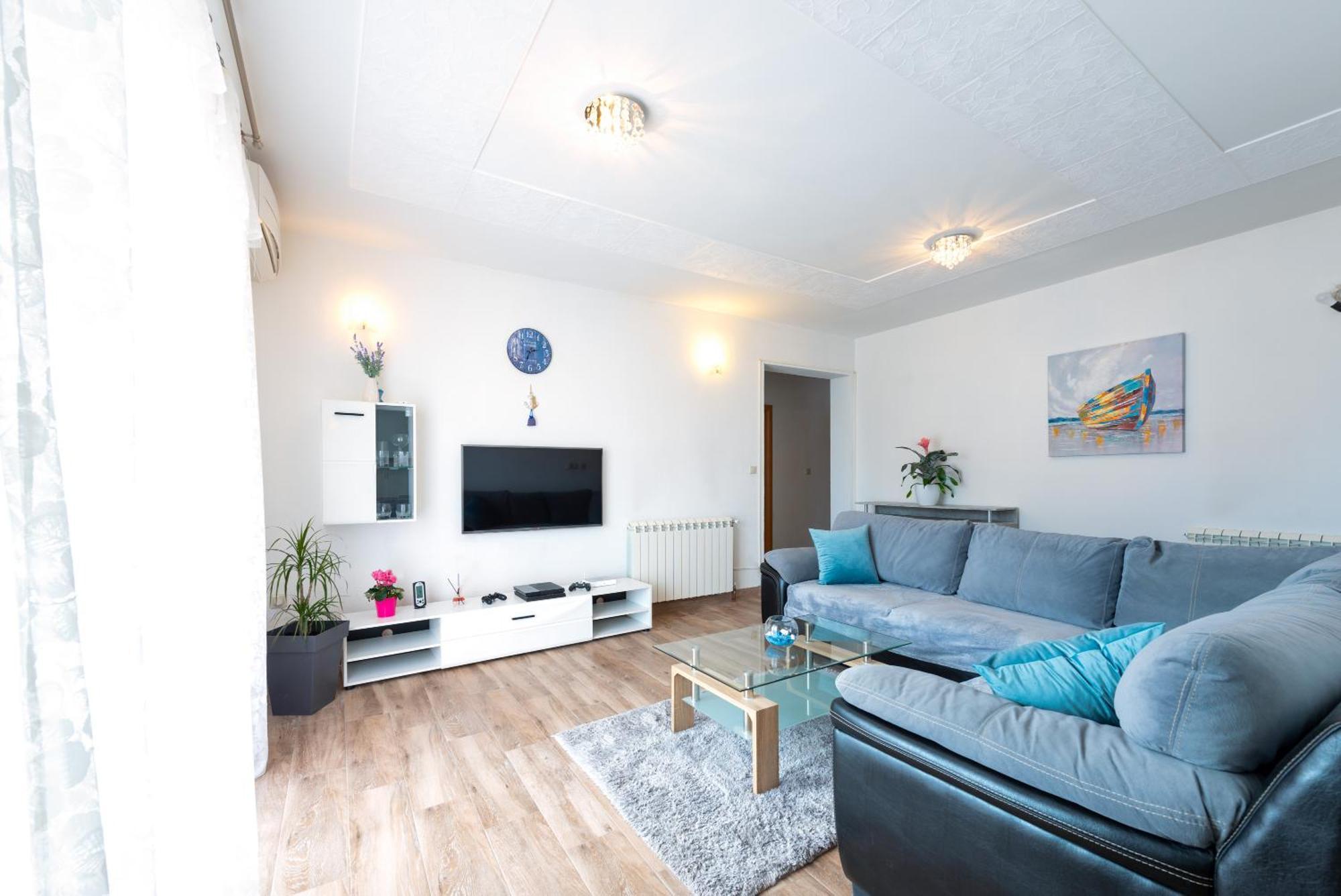 Luxury Apartment With Garden Jacuzzi And Wellness Трогир Экстерьер фото
